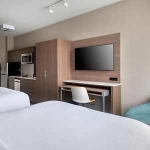 Studio voor Auditieve Handicap met een Queen Size Bed